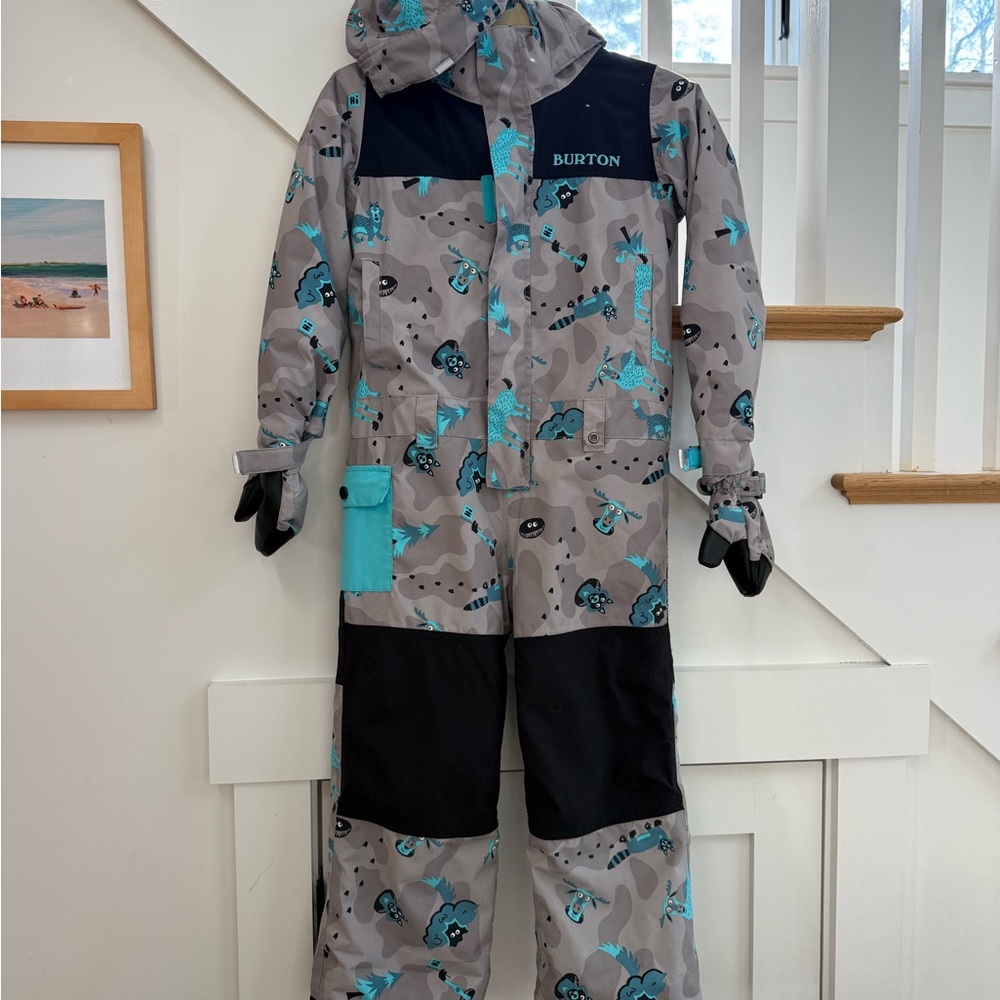 Burton Minishred Striker One Piece - size 5/6 with matching 6t Heater Mittens